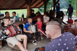 Zespół  Regionalny Mały Haśnik znowu naszym gościem. - zdjęcie14