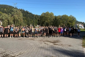 STUDENCI NA BESKIDZKICH SZLAKACH - zdjęcie5