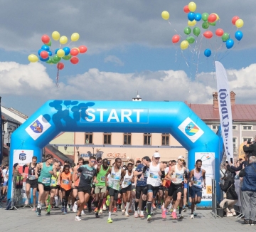 DZIĘKUJEMY, ŻE BYLIŚCIE Z NAMI PODCZAS PÓŁMARATONU żYWIECKIEGO!